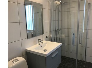 Hyr ett 4-rums lägenhet på 103 m² i Höganäs