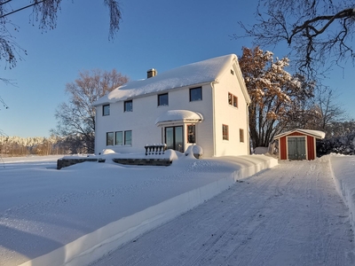 Friliggande villa - Ås Jämtland