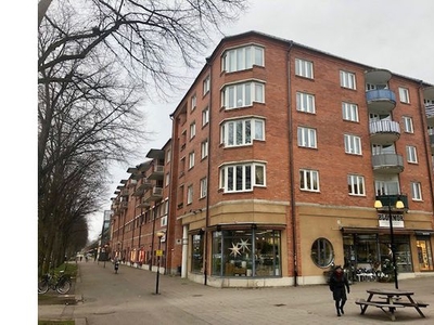 Hyr ett 1-rums lägenhet på 53 m² i Hallsberg