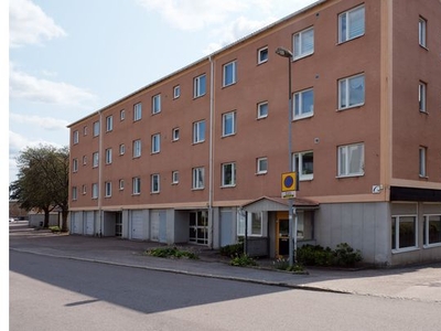 Hyr ett 3-rums lägenhet på 72 m² i Gävle