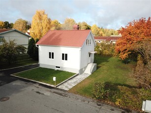 Villa till salu på Tegelslagarevägen 4 i Vetlanda - Mäklarhuset