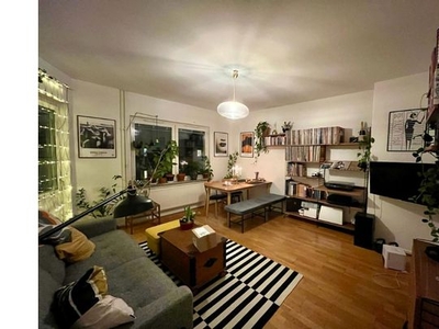 Hyr ett 2-rums hus på 45 m² i Stockholm