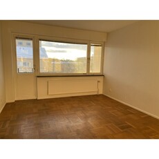 Hyr ett 4-rums lägenhet på 74 m² i Eskilstuna