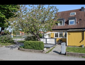 Terrace house - Margaretavägen Täby