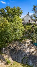 Villa till salu på Askholmsvägen 18A i Västerås - Mäklarhuset