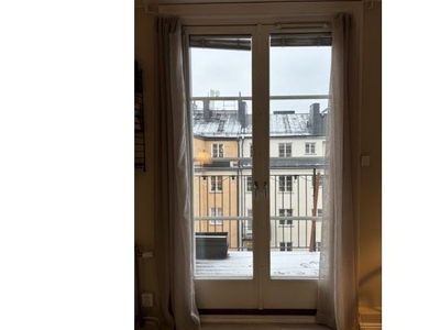 Hyr ett 2-rums lägenhet på 35 m² i Stockholm