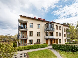 Lägenhet till salu på Sobelgränd 14, vån 3/3 i Bromma - Mäklarhuset