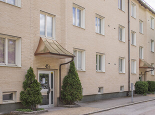 Emausgatan 45 E