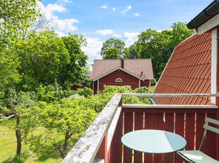 Villa till salu på Vitkålsgatan 78 B och C i Uppsala - Mäklarhuset