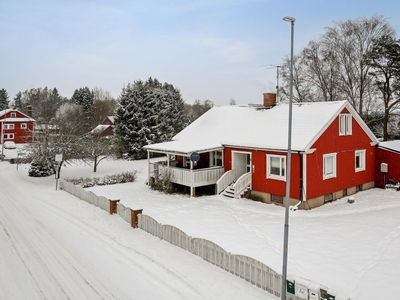 Friliggande villa - Vara Västra Götaland