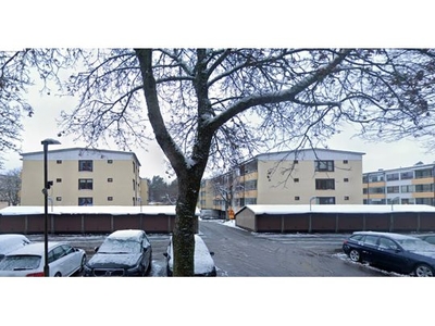 Hyr ett 3-rums lägenhet på 77 m² i Västerås