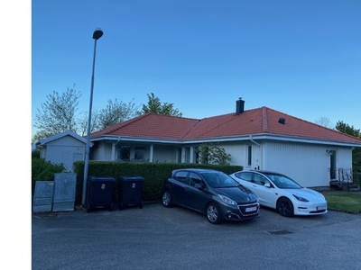 Hyr ett 4-rums lägenhet på 125 m² i Borås