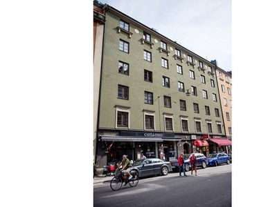 Hyr ett 1-rums lägenhet på 77 m² i Stockholm