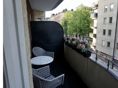 Hyr ett 2-rums hus på 60 m² i Stockholm