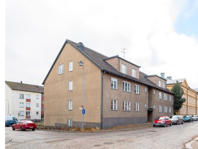 Hyr ett 2-rums lägenhet på 50 m² i Arboga - Centrum