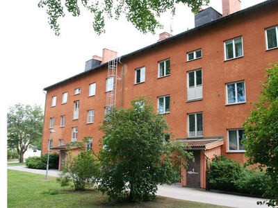 Hyr ett 2-rums lägenhet på 56 m² i Gävle