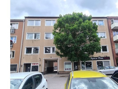 Hyr ett 2-rums lägenhet på 68 m² i Uddevalla