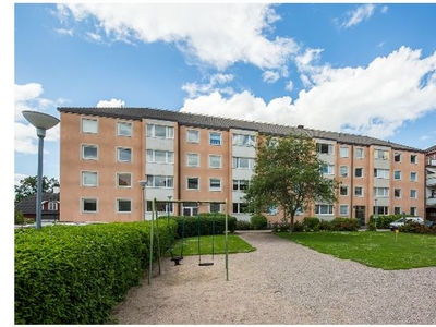 Hyr ett 2-rums lägenhet på 72 m² i Nyköping