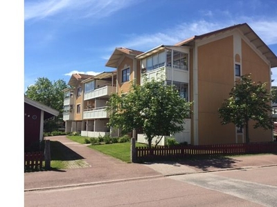 Hyr ett 3-rums lägenhet på 83 m² i Rättvik