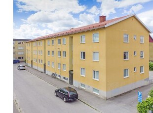 Hyr ett 2-rums lägenhet på 54 m² i Katrineholm