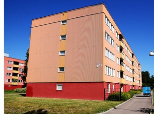 Hyr ett 3-rums lägenhet på 76 m² i Gävle