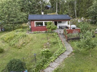 Villa till salu på Gnejsvägen 5 i Västerås - Mäklarhuset