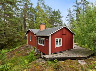 Fritidshus till salu på Tulka kyrkväg 12 i Herräng - Mäklarhuset