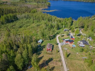 Villa till salu på Fiskvik 130 i Bergsjö - Mäklarhuset