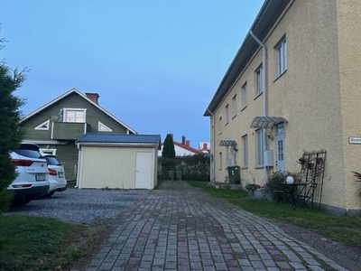 10 rums lägenhet i Eskilstuna