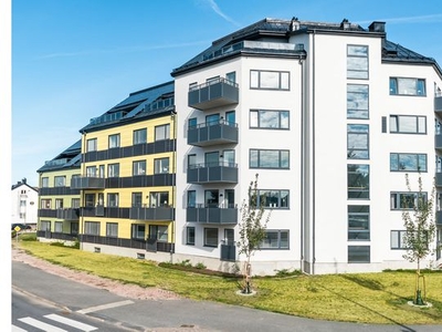 Hyr ett 2-rums lägenhet på 66 m² i Värnamo