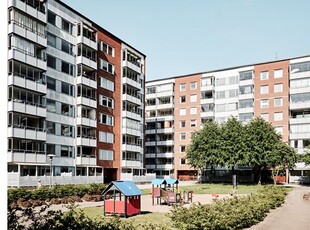 Hyr ett 4-rums lägenhet på 94 m² i Lund