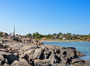 Villa till salu på Ingvars väg 43 i Frillesås - Mäklarhuset