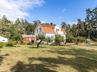 Villa till salu på Lövshult Sandsholm 1 i Oskarshamn - Mäklarhuset