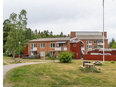 Hyr ett 2-rums hus på 58 m² i Värmdö