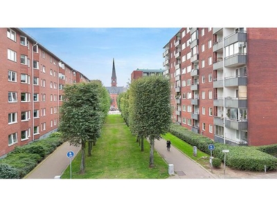 Hyr ett 3-rums lägenhet på 75 m² i HELSINGBORG