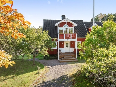 Villa till salu på Älgstigen 30 i Oskarshamn - Mäklarhuset