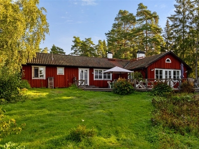 Villa till salu på i Gräddö - Mäklarhuset