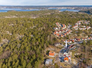 Södra Bredfjällsvägen 11