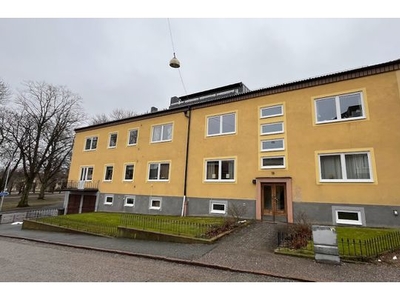 Hyr ett 2-rums lägenhet på 37 m² i Eskilstuna