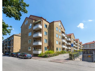 Hyr ett 3-rums lägenhet på 88 m² i Malmö