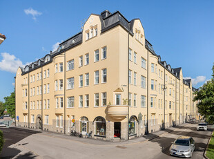 Radhus till salu på i Uppsala - Mäklarhuset