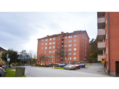 Hyr ett 3-rums lägenhet på 93 m² i BORÅS