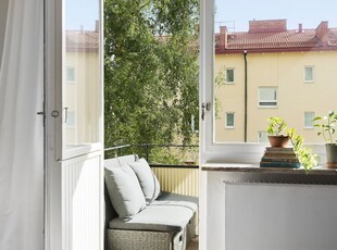 Lägenhet till salu på Gamla Huddingevägen i Älvsjö - Mäklarhuset