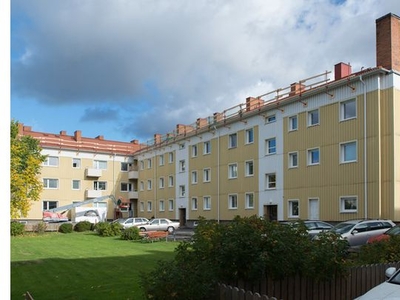 Hyr ett 3-rums lägenhet på 75 m² i Eskilstuna