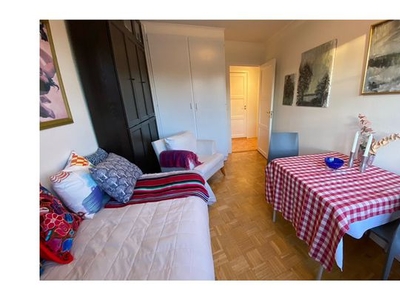 Hyr ett 2-rums lägenhet på 27 m² i Stockholm