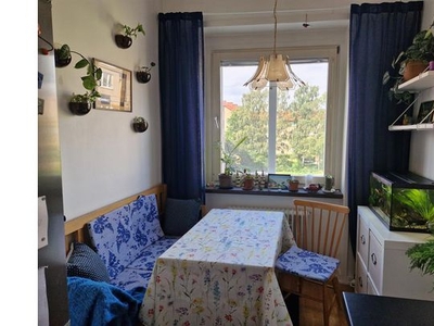 Hyr ett 2-rums lägenhet på 49 m² i Malmö