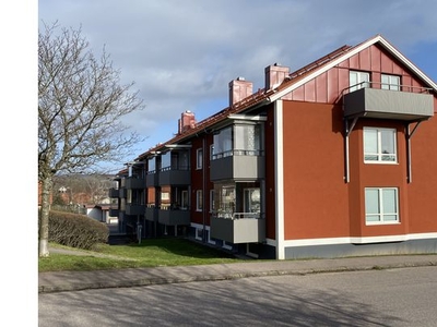 Hyr ett 2-rums lägenhet på 56 m² i Mercurivägen