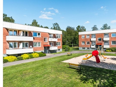 Hyr ett 2-rums lägenhet på 59 m² i Värnamo