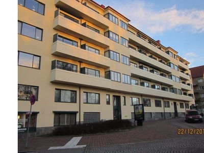 Hyr ett 3-rums lägenhet på 76 m² i Helsingborg