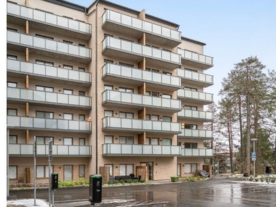 Hyr ett 3-rums lägenhet på 79 m² i Jakobsberg